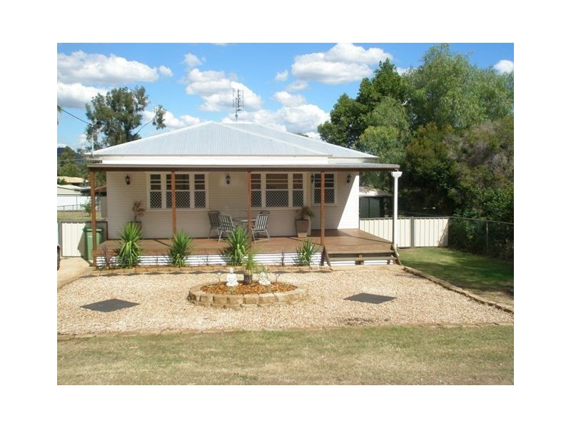 12 Harriet Street, Kingsthorpe QLD 4400
