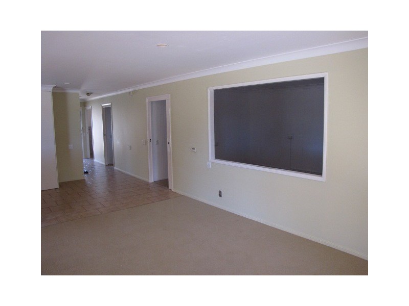 1/519 Hume Street, Kearneys Spring QLD 4350