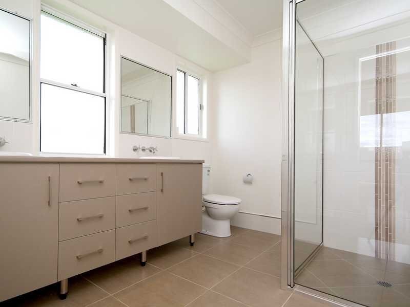 14 Fallon Drive, Middle Ridge QLD 4350