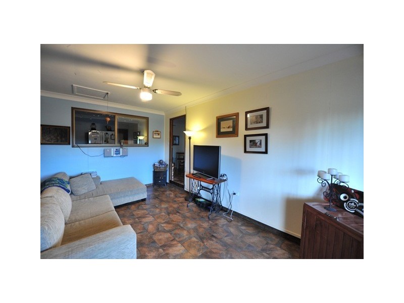 1/4 Fokker Street, Wilsonton QLD 4350