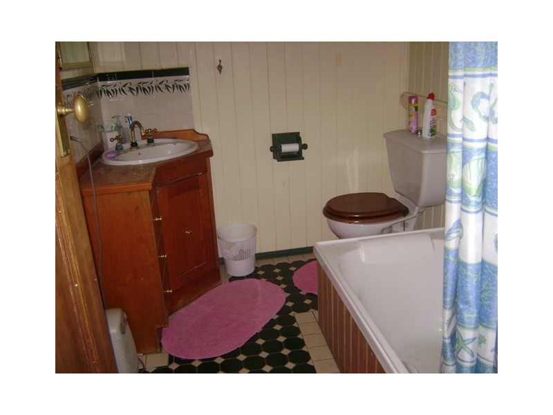 222 Long Street, South Toowoomba QLD 4350