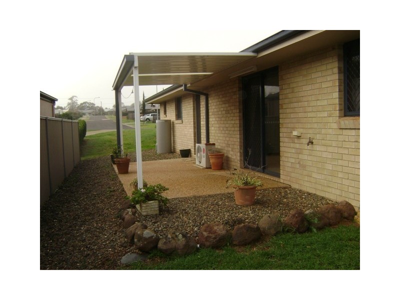 1A Alroe Court, Kearneys Spring QLD 4350