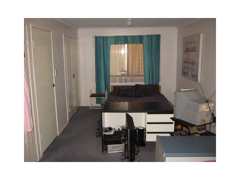 2 Jimbour Drive, Newtown QLD 4350