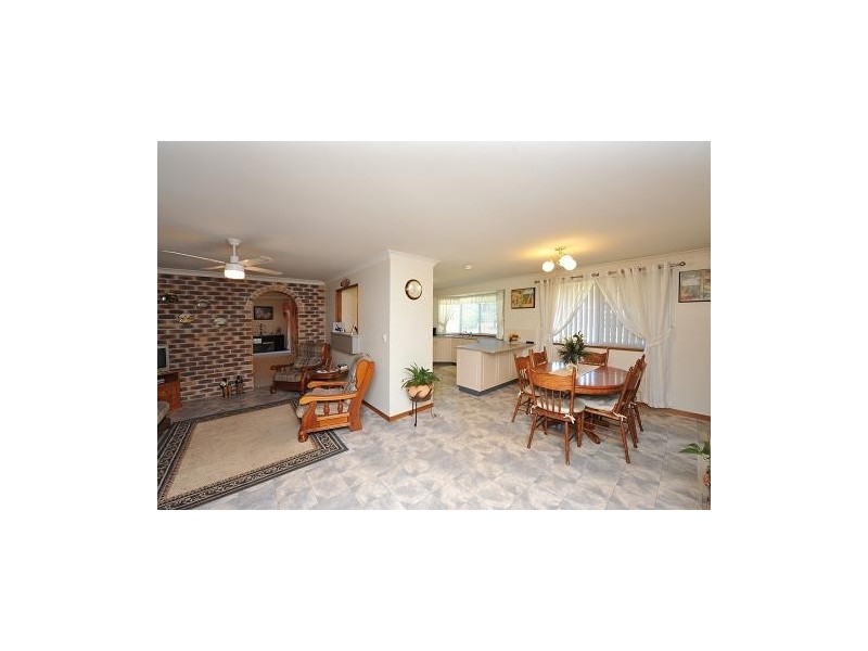 2 Cypress Street, Highfields QLD 4352
