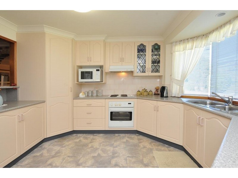 2 Cypress Street, Highfields QLD 4352