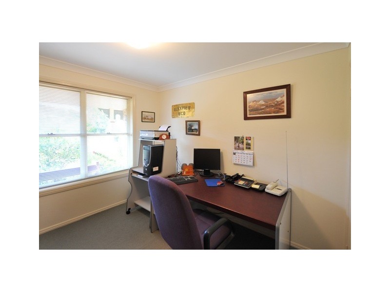 6 Derry Place, Hodgson Vale QLD 4352