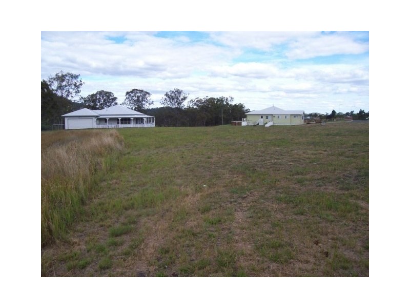 26 Pendoma Drive, Hodgson Vale QLD 4352