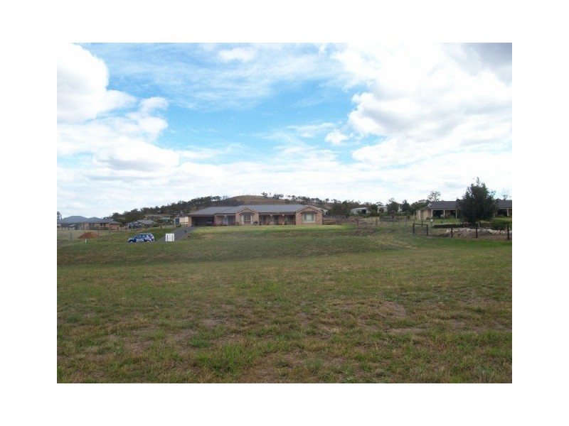 26 Pendoma Drive, Hodgson Vale QLD 4352