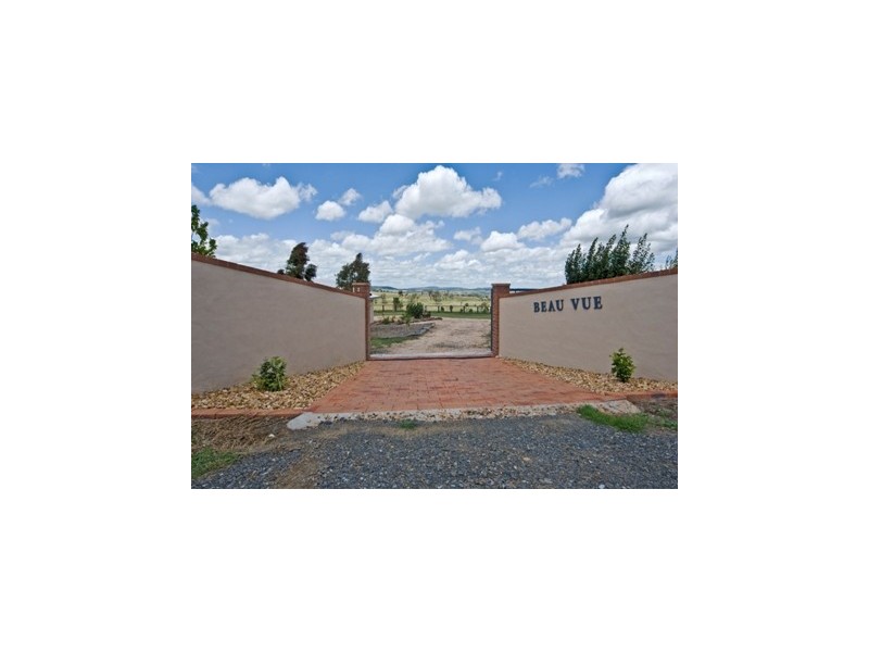 360 Newman Road VALE VIEW, Toowoomba QLD 4350