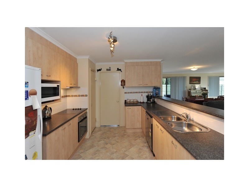 2 Sinclair Street, Wyreema QLD 4352