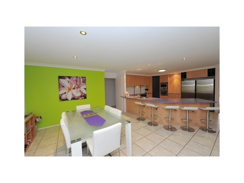 16 Pearl Court, Rangeville QLD 4350