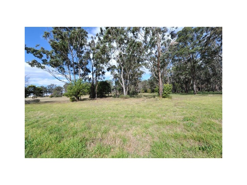 16 Pearl Court, Rangeville QLD 4350