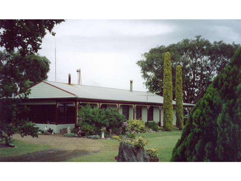 372 Felton-Clifton Road, Felton QLD 4358