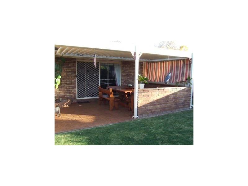 16 Janine Ct, Kearneys Spring QLD 4350