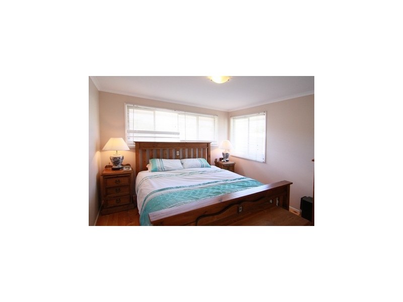 53 Kingsford Smith Dr, Wilsonton QLD 4350