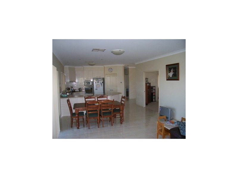 2 Freylings, Hodgson Vale QLD 4352