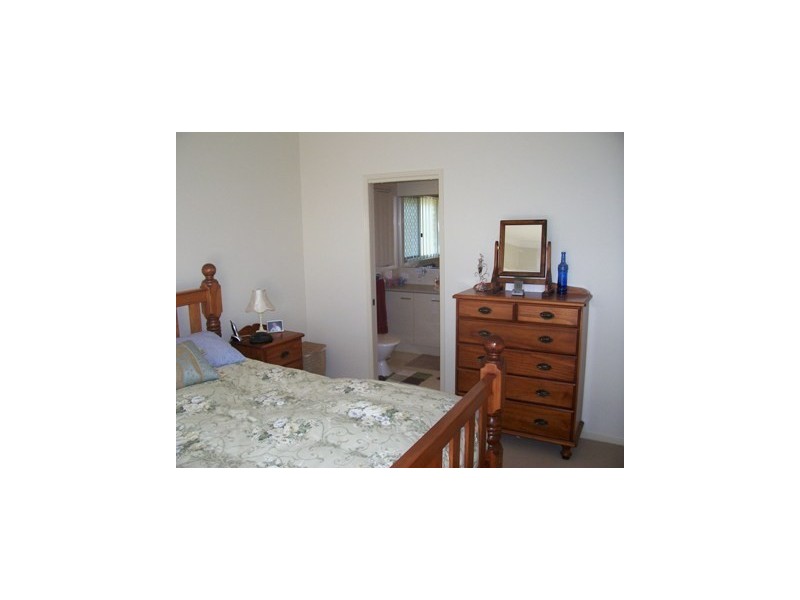 2 Freylings, Hodgson Vale QLD 4352