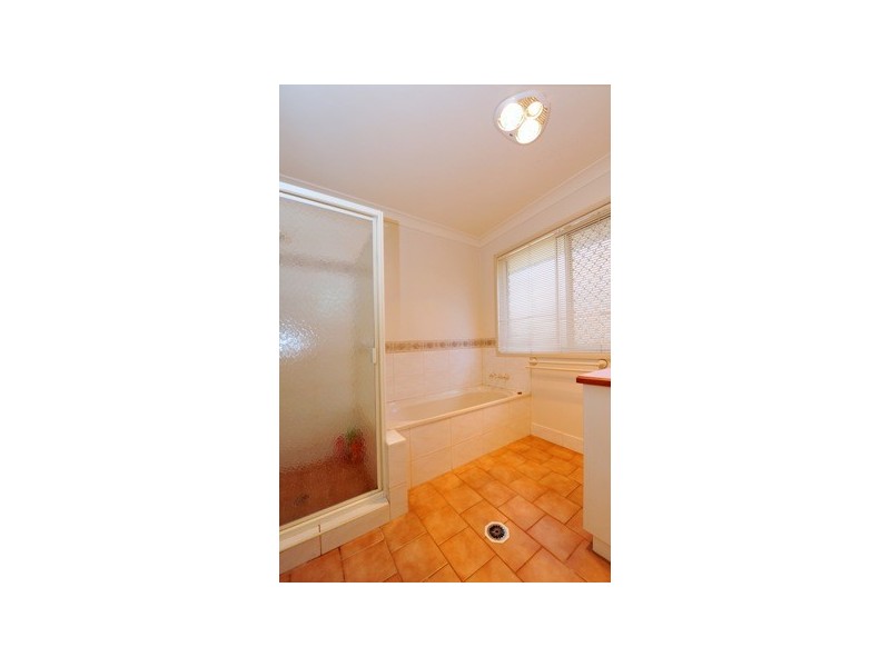 4 Cotswold Close, Cotswold Hills QLD 4350