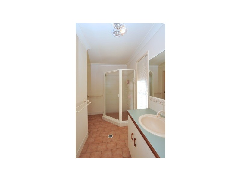 4 Cotswold Close, Cotswold Hills QLD 4350