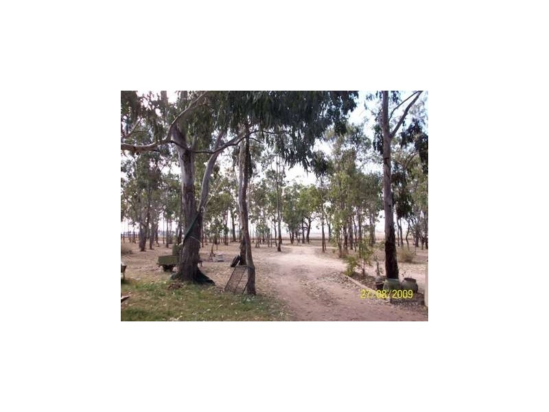 77 Hendon Victoria Hill Road, Deuchar QLD 4362