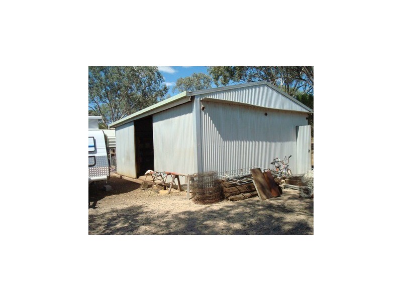 5 Adair Street, Oakey QLD 4401