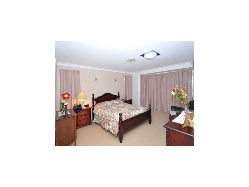 6 Hayle Court, Highfields QLD 4352