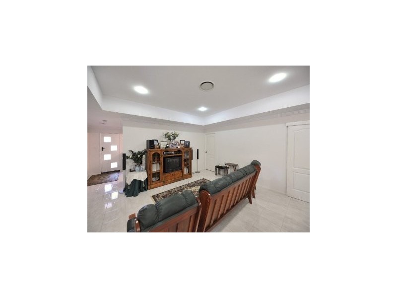 6 Hayle Court, Highfields QLD 4352