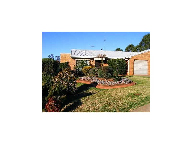 17/8 Highfields Road, Highfields QLD 4352