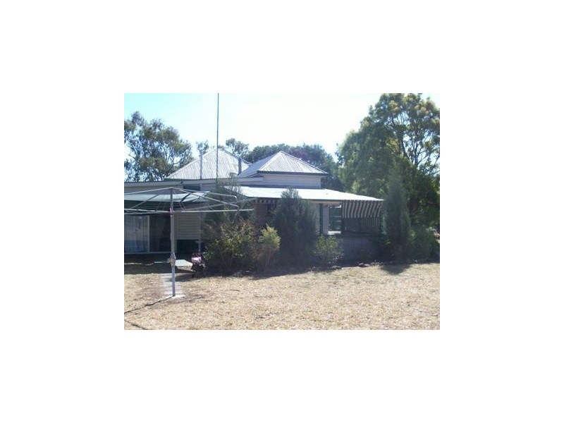 12755 New England Highway, Hodgson Vale QLD 4352