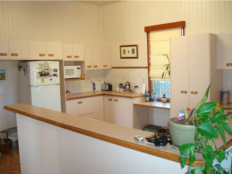 1 Clairmont Street, Newtown QLD 4350