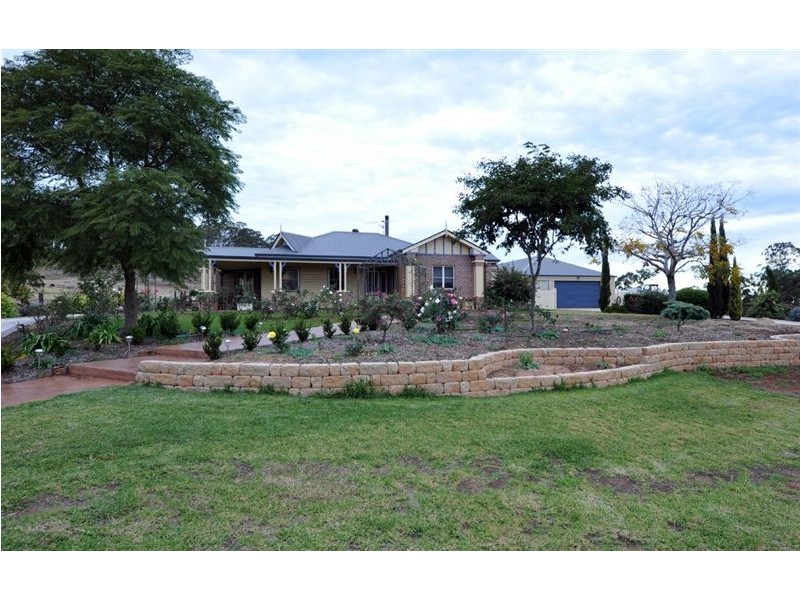 61 Mount Rascal Road, Mount Rascal QLD 4350