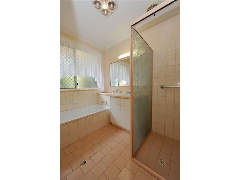 13 Calypso Crescent, Middle Ridge QLD 4350