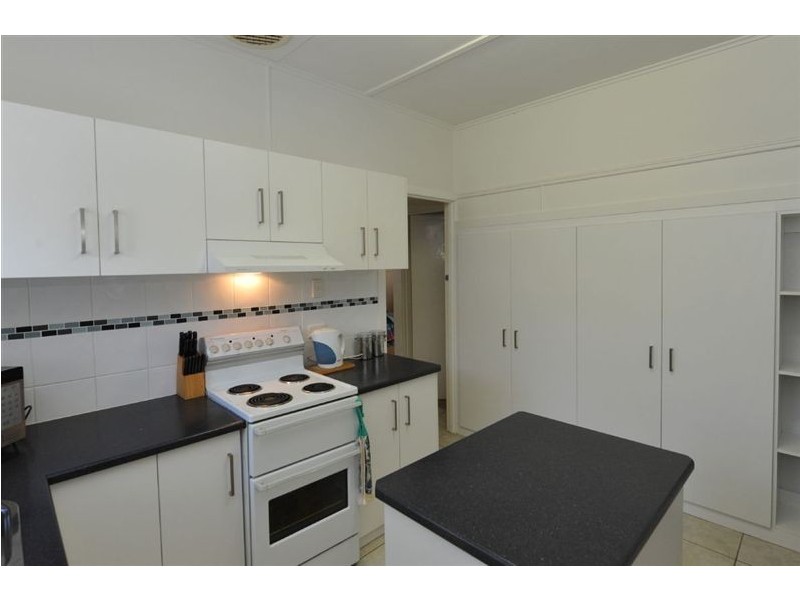 140 Long Street, South Toowoomba QLD 4350