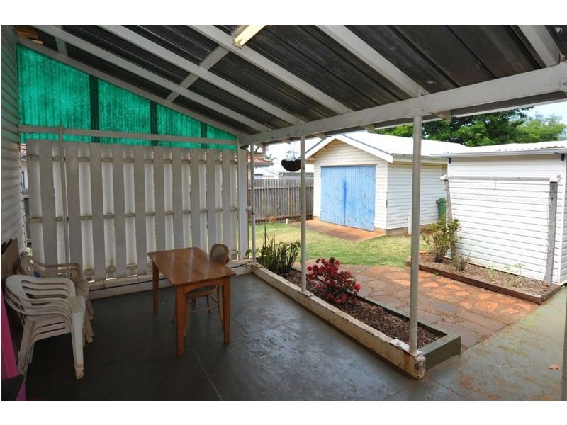 140 Long Street, South Toowoomba QLD 4350