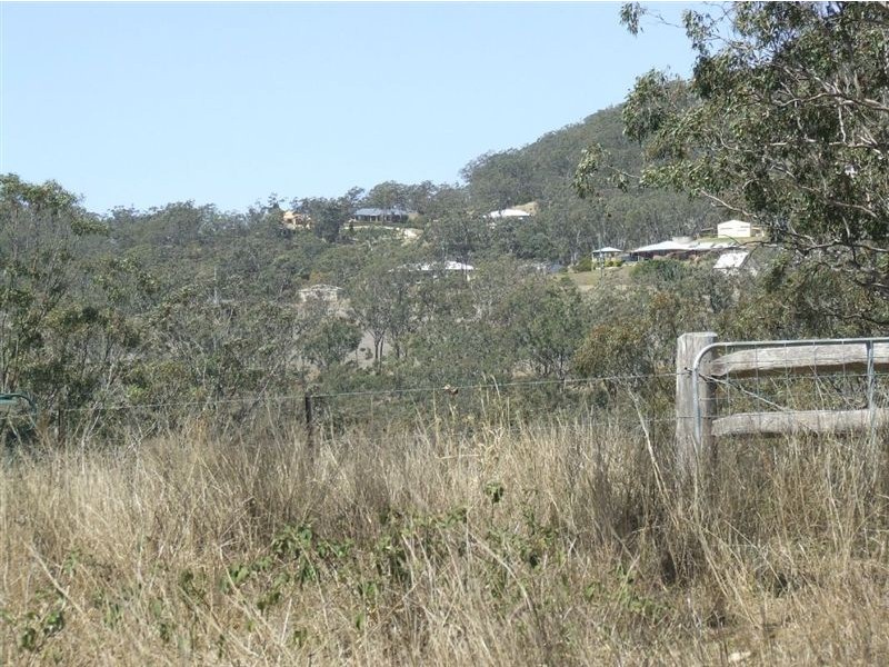 10 Claudia Court, Top Camp QLD 4350