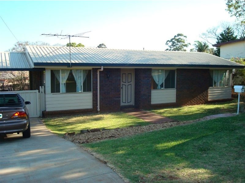 6 Miranda Drive, Wilsonton QLD 4350