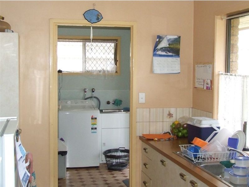 16 Melway Crescent, Harristown QLD 4350