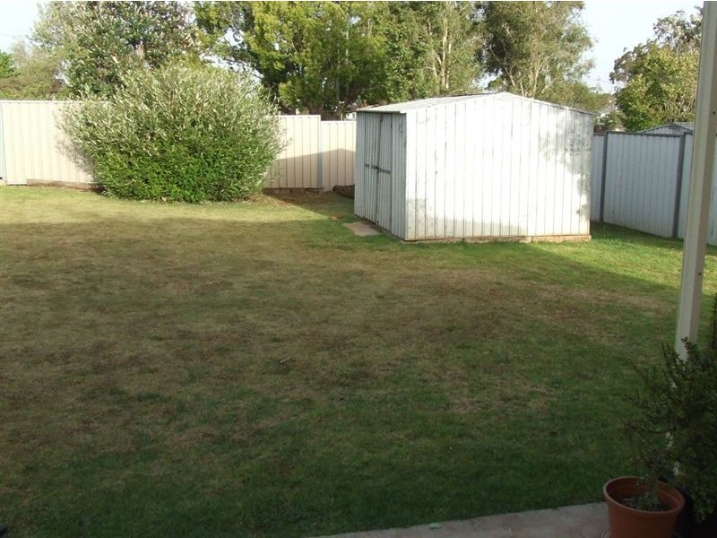 16 Melway Crescent, Harristown QLD 4350