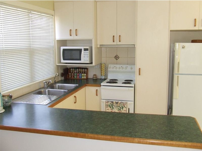 315 Tor Street, Wilsonton QLD 4350