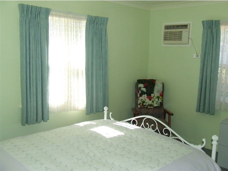 315 Tor Street, Wilsonton QLD 4350