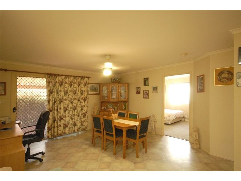10 Fay Court, Kearneys Spring QLD 4350