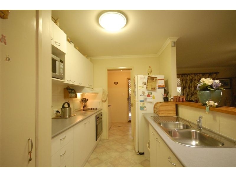10 Fay Court, Kearneys Spring QLD 4350