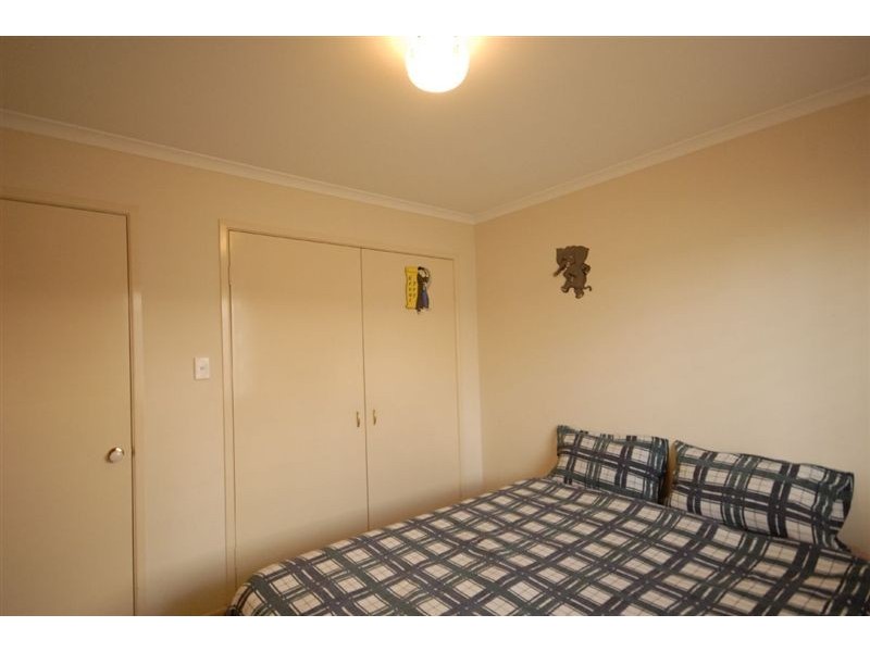 10 Fay Court, Kearneys Spring QLD 4350