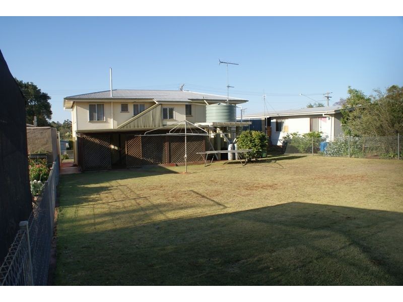 6 Hanlon Street, Newtown QLD 4350