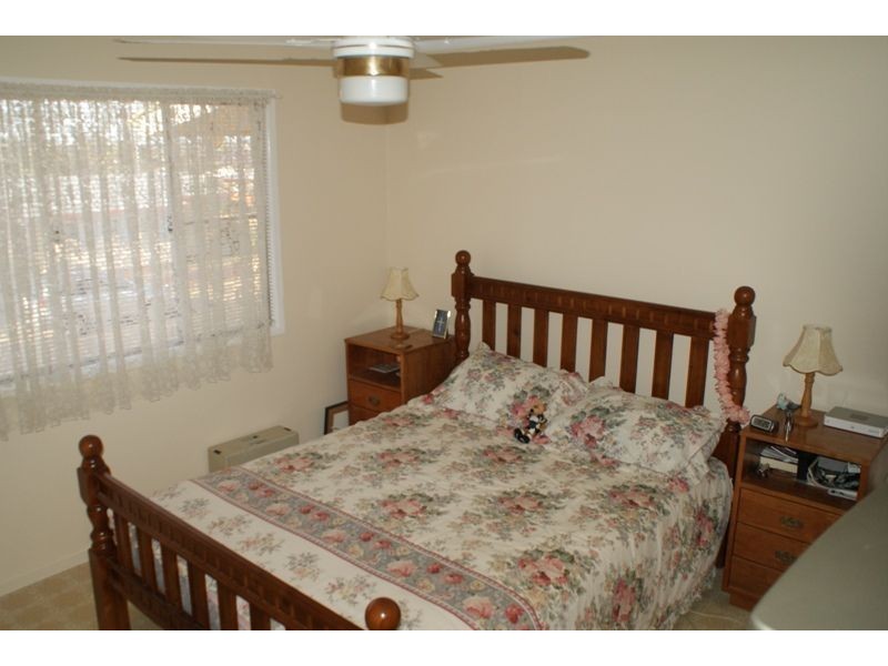 6 Hanlon Street, Newtown QLD 4350