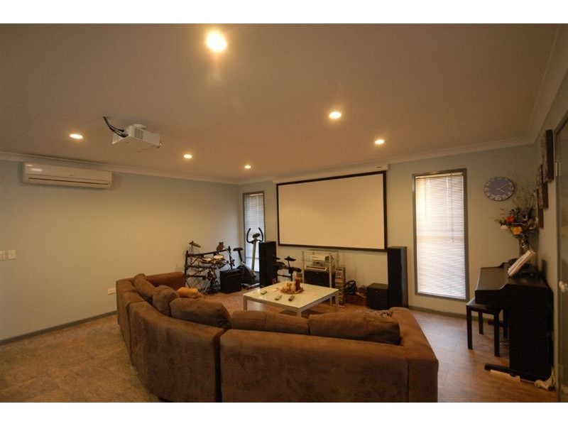 87 Colvin Street, Drayton QLD 4350