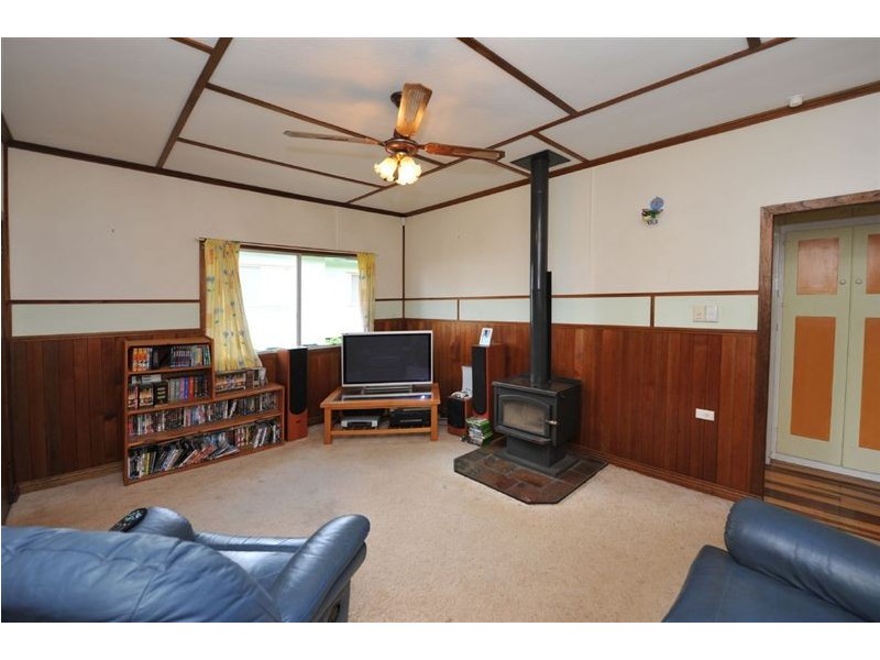 59 Glenvale Road, Newtown QLD 4350