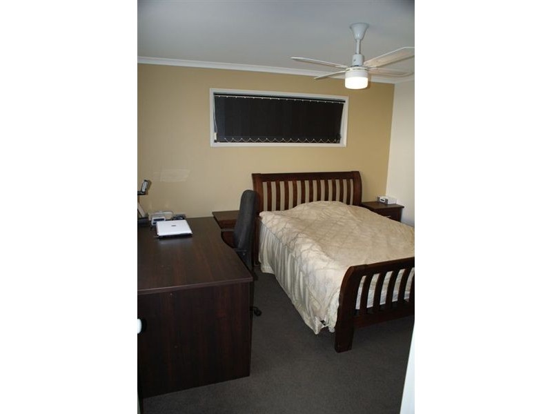 8 Brunckhorst Drive, Kearneys Spring QLD 4350