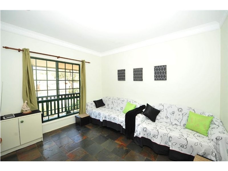 33 Box Tree Court, Mount Rascal QLD 4350
