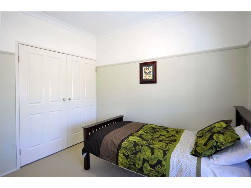 33 Box Tree Court, Mount Rascal QLD 4350